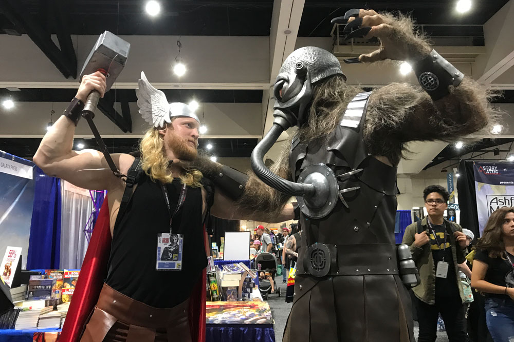 Thor and Terl go at it at SD Comic Con 2017